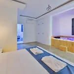Villa Albedo Blue